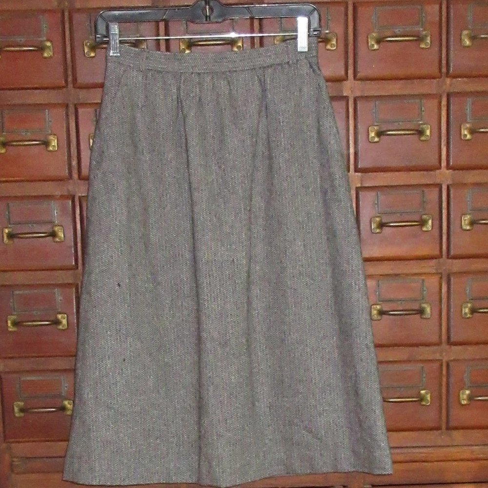 Size 9 Lined Gray Pencil Skirt